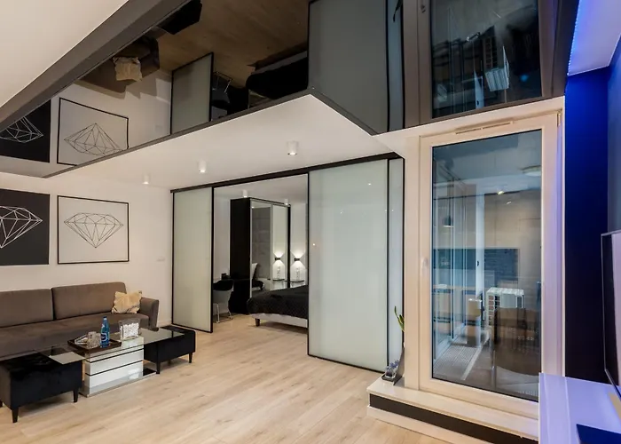 Diamonds Apartment